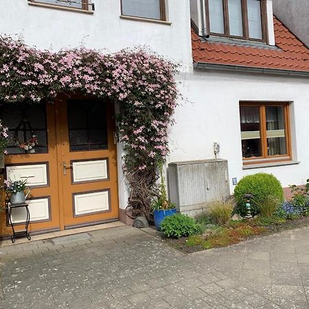 Ferienwohnung Fuer 2 Personen Krakow am See Esterno foto